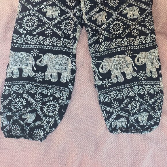 Flowy elephant pants - Picture 2 of 2